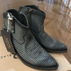 LIBERTY Black Textured Ankle Boots